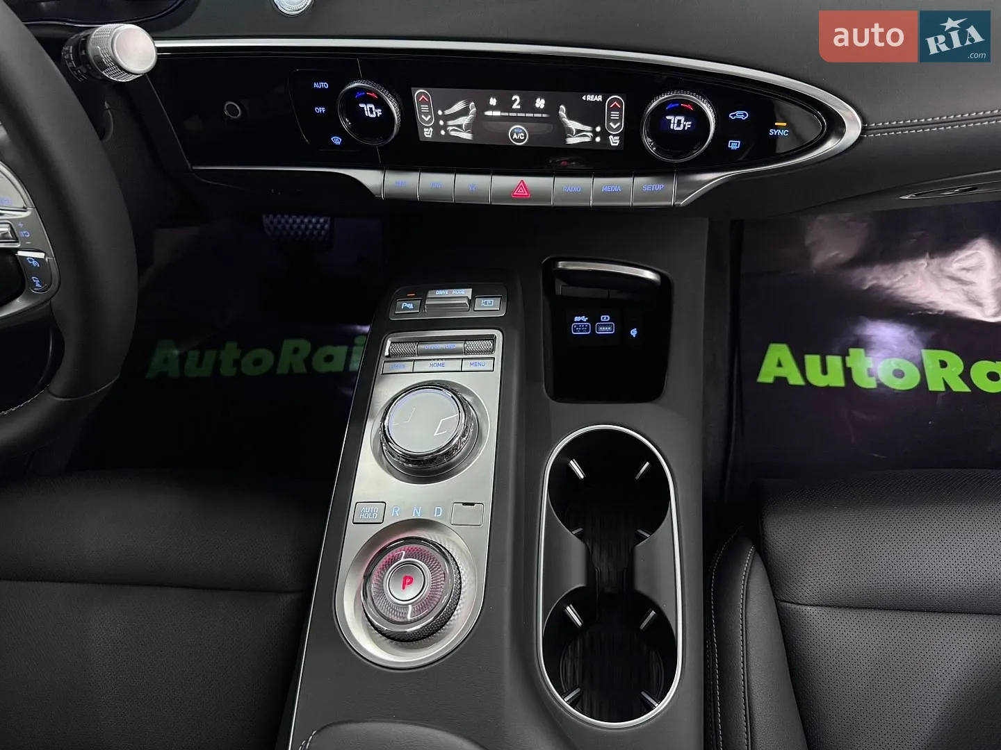 2022 Genesis GV70 - мініатюра 13