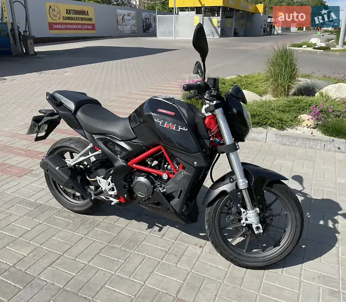 Мотоцикл Без обтекателей (Naked bike) Geon Benelli TNT250 2016 в 