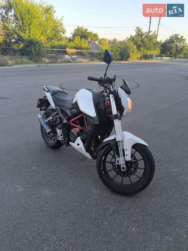 Мотоцикл Без обтекателей (Naked bike) Geon Benelli TNT250 2016 в 