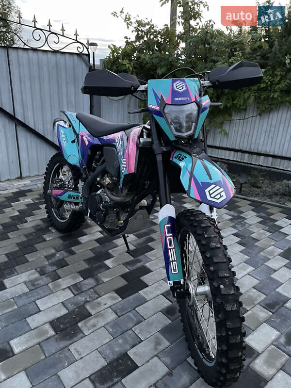 Geon Dakar GNS 300 2024