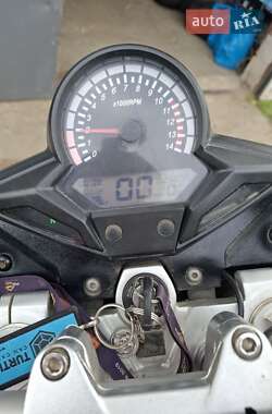 Мотоцикл Без обтекателей (Naked bike) Geon Issen 2013 в 