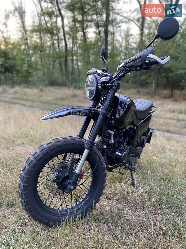 Скремблер Geon Rockster 2023 в Дніпрі