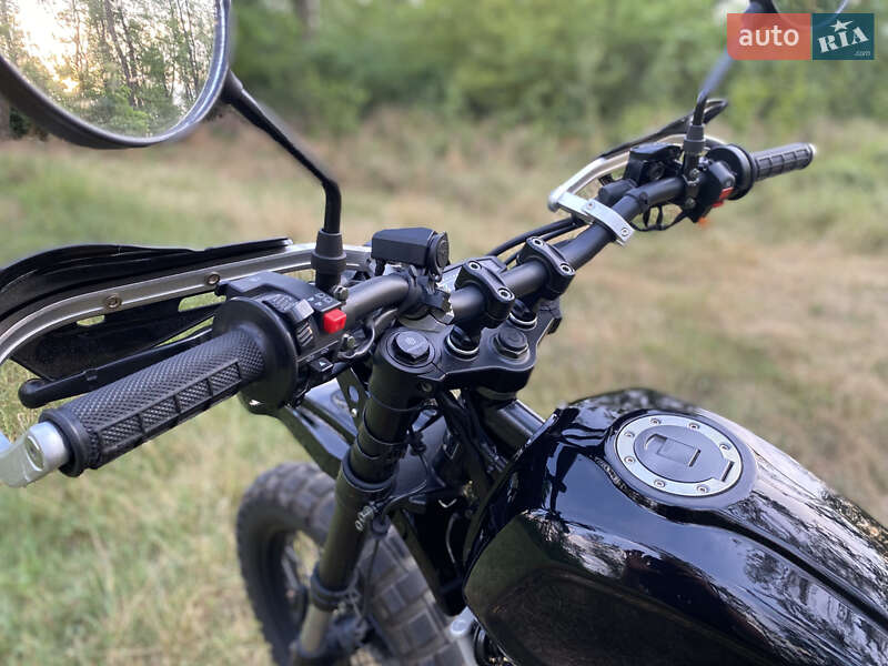 Скремблер Geon Rockster 2023 в Дніпрі