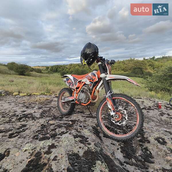 Мотоцикл Позашляховий (Enduro) Geon Terra-X 250 2020 в 