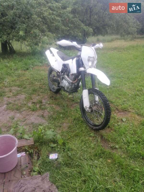 Мотоцикл Спорт-туризм Geon Terra-X 2018 в Черновцах фото 4 Мотоцикл Спорт-туризм Geon Terra-X 2018 в Черновцах