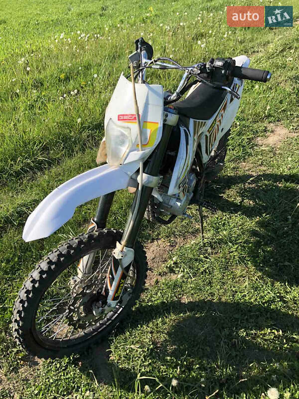 Мотоцикл Позашляховий (Enduro) Geon Terra-X 2018 в Вінниці