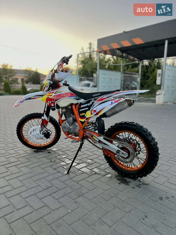 Мотоцикл Кросс Geon Terra-X 2020 в Смілі