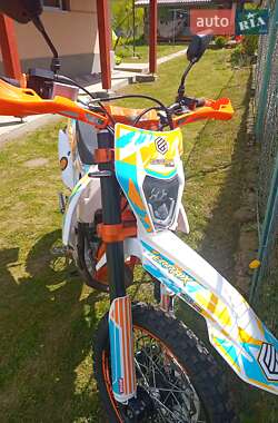 Мотоцикл Спорт-туризм Geon Terra-X 2021 в 