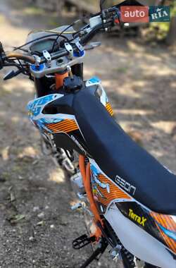 Мотоцикл Позашляховий (Enduro) Geon Terra-X 2016 в 