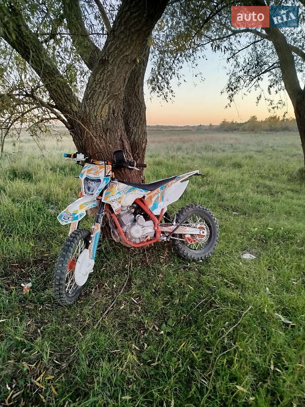 Мотоцикл Позашляховий (Enduro) Geon Terra-X 2023 в Вінниці