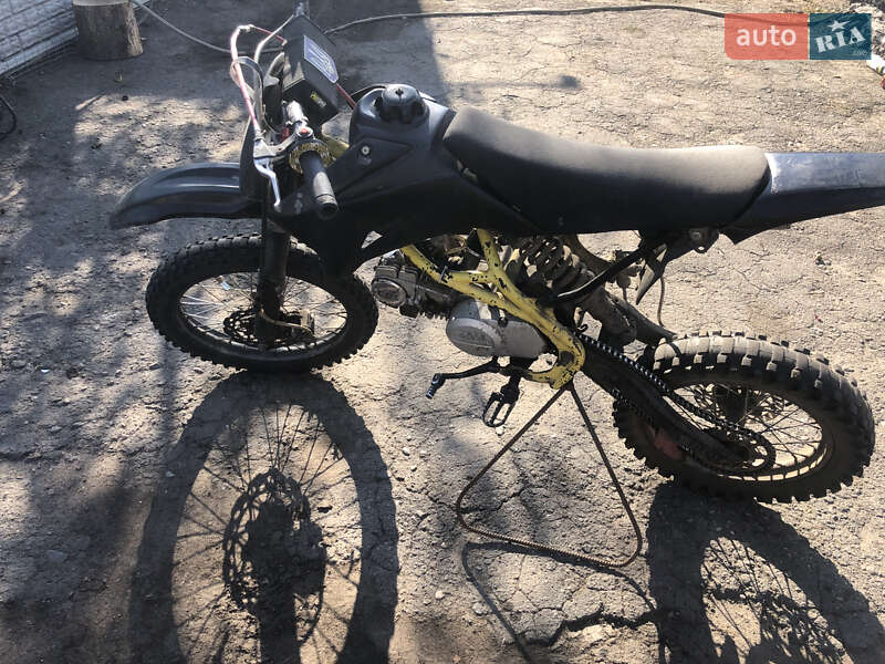 Питбайк Geon X-Pit 2011 в Ставище фото 3 Питбайк Geon X-Pit 2011 в Ставище