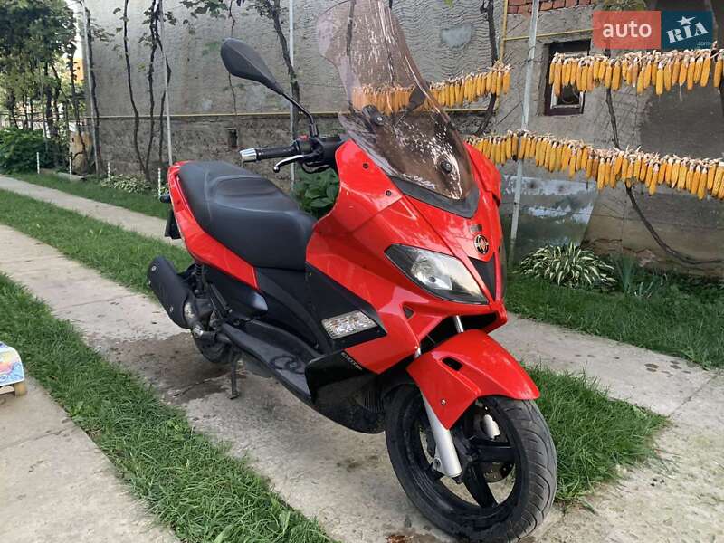 Скутер Gilera Nexus 2011 в Ужгороде