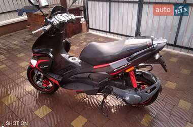 Скутер Gilera Runner 2008 в 
