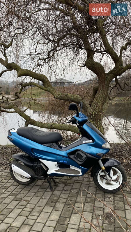 Скутер Gilera Runner 2001 в Києві фото 3 Скутер Gilera Runner 2001 в Києві