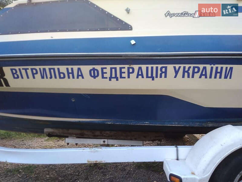 Катер Glastron Aventura 1989 в Николаеве