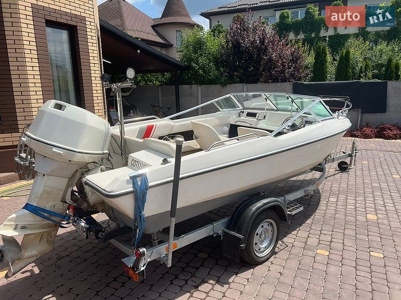 Катер Glastron SSV 1993 в Виннице