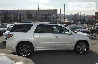 Внедорожник / Кроссовер GMC Acadia 2015 в Львове