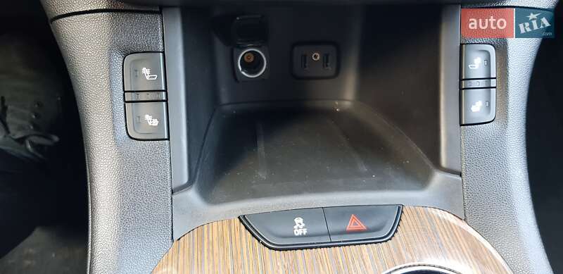 Внедорожник / Кроссовер GMC Acadia 2017 в Львове