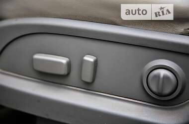 Внедорожник / Кроссовер GMC Acadia 2012 в 