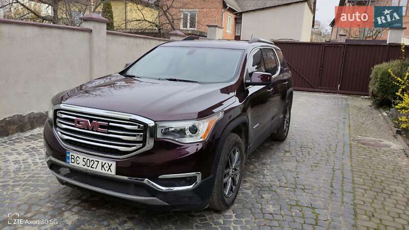 Позашляховик / Кросовер GMC Acadia 2017 в Львові