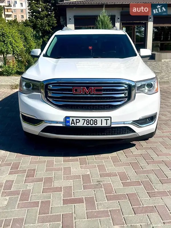 GMC Acadia