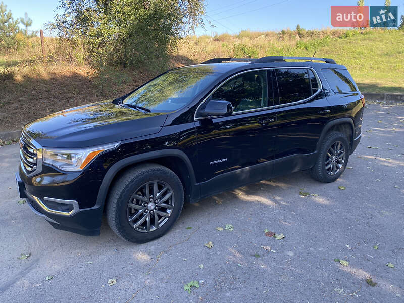Внедорожник / Кроссовер GMC Acadia 2017 в Львове