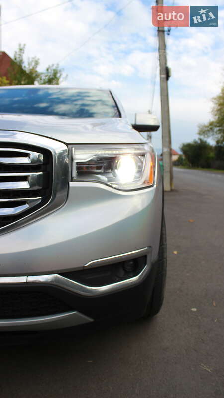 Позашляховик / Кросовер GMC Acadia 2017 в Тернополі