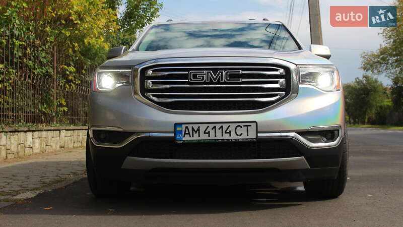 Позашляховик / Кросовер GMC Acadia 2017 в Тернополі
