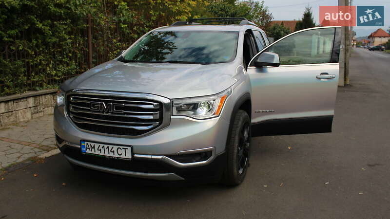 Позашляховик / Кросовер GMC Acadia 2017 в Тернополі