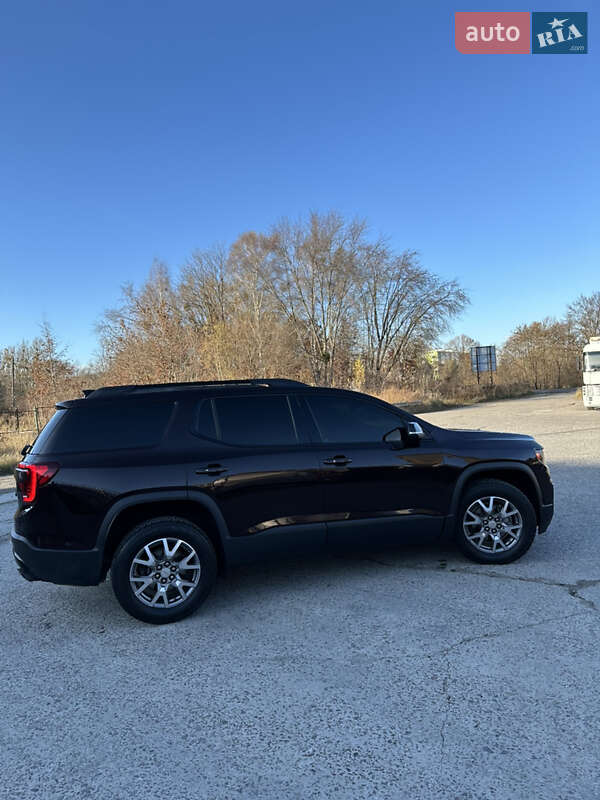 Внедорожник / Кроссовер GMC Acadia 2019 в Львове