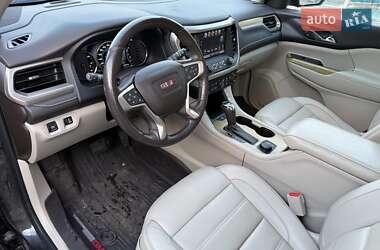 Позашляховик / Кросовер GMC Acadia 2017 в Києві