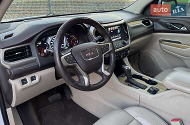Внедорожник / Кроссовер GMC Acadia 2016 в 