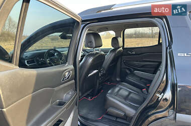 Внедорожник / Кроссовер GMC Acadia 2018 в 