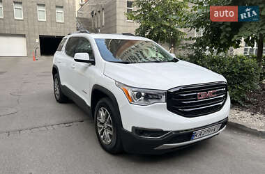 Внедорожник / Кроссовер GMC Acadia 2019 в Киеве