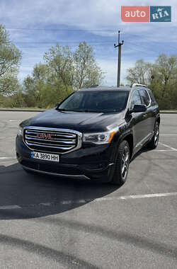 Внедорожник / Кроссовер GMC Acadia 2018 в Буче