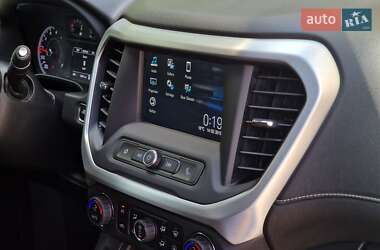 Внедорожник / Кроссовер GMC Acadia 2019 в 