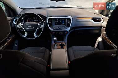 Внедорожник / Кроссовер GMC Acadia 2019 в 