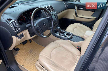 Внедорожник / Кроссовер GMC Acadia 2012 в 