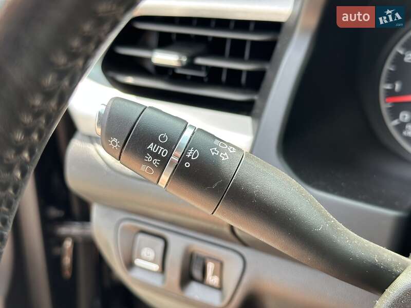 Позашляховик / Кросовер GMC Acadia 2019 в Києві фото 21 Позашляховик / Кросовер GMC Acadia 2019 в Києві