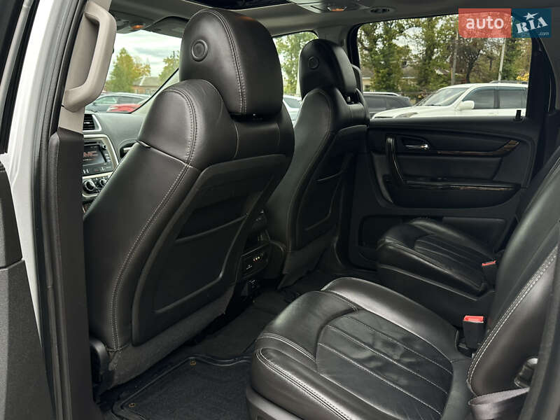 Внедорожник / Кроссовер GMC Acadia 2014 в Харькове