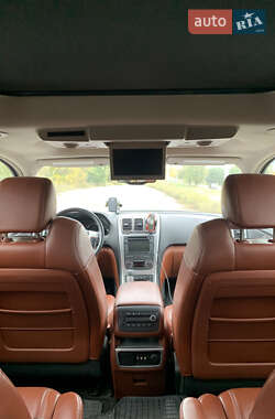 Внедорожник / Кроссовер GMC Acadia 2008 в 