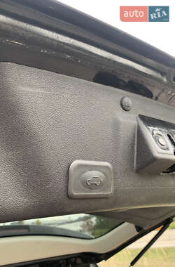 Внедорожник / Кроссовер GMC Acadia 2008 в 