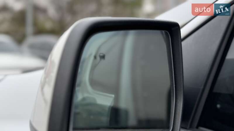 Внедорожник / Кроссовер GMC Acadia 2016 в Киеве фото 18 Внедорожник / Кроссовер GMC Acadia 2016 в Киеве