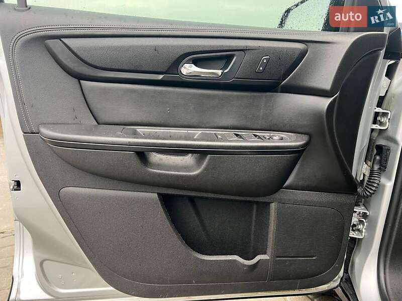 Внедорожник / Кроссовер GMC Acadia 2016 в Львове фото 14 Внедорожник / Кроссовер GMC Acadia 2016 в Львове