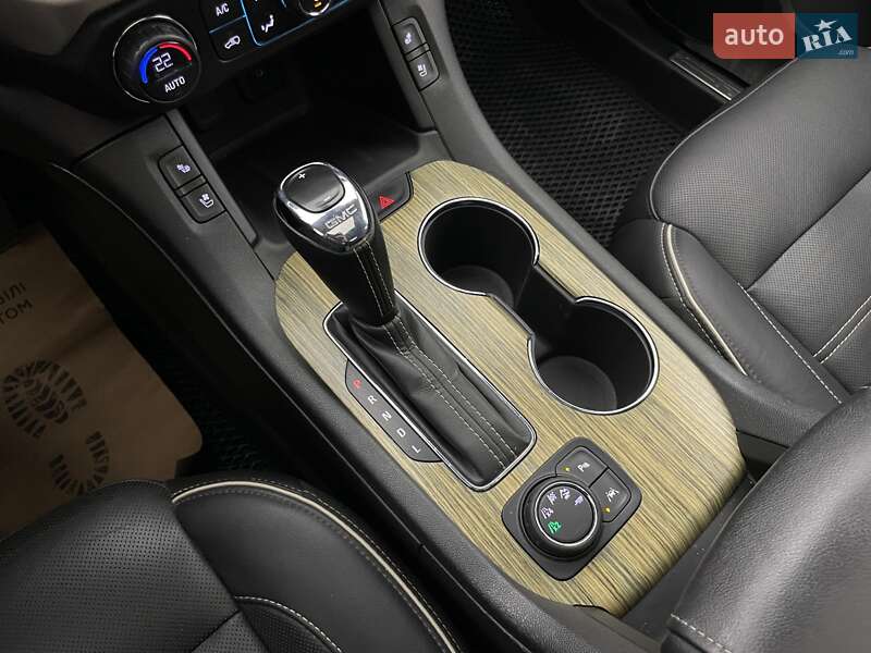 Внедорожник / Кроссовер GMC Acadia 2018 в Киеве