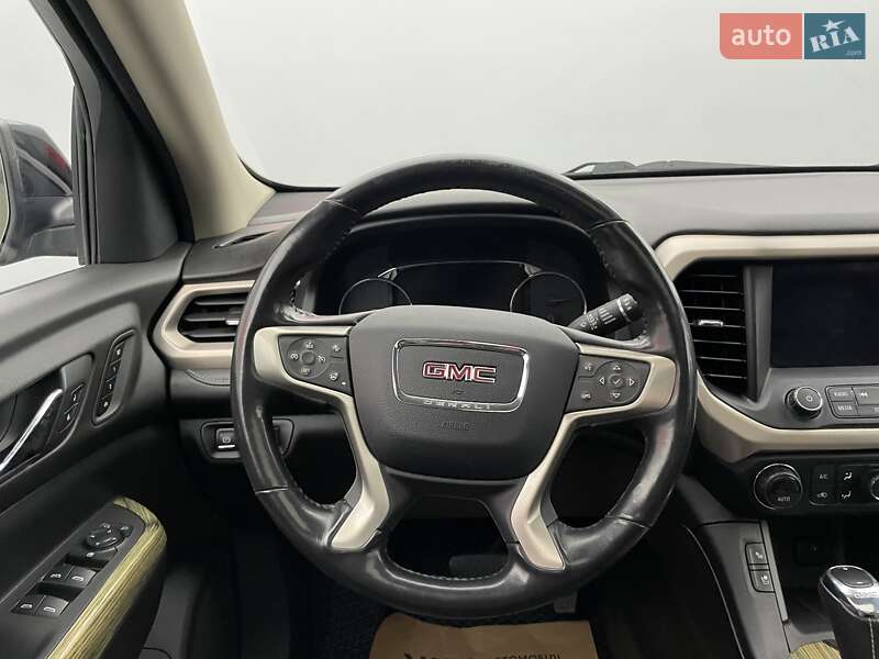 Внедорожник / Кроссовер GMC Acadia 2018 в Киеве