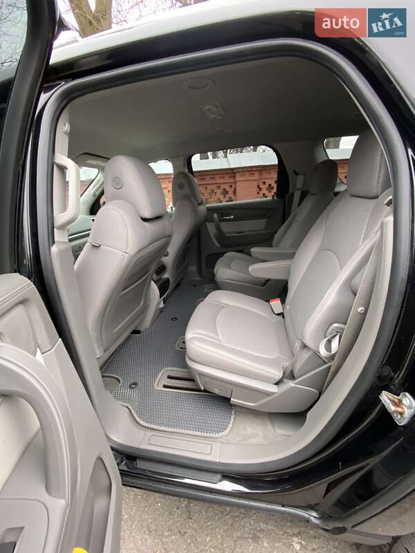 Внедорожник / Кроссовер GMC Acadia 2015 в Ивано-Франковске фото 13 Внедорожник / Кроссовер GMC Acadia 2015 в Ивано-Франковске