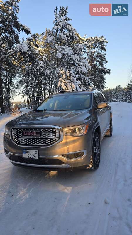 Внедорожник / Кроссовер GMC Acadia 2018 в Ровно фото 2 Внедорожник / Кроссовер GMC Acadia 2018 в Ровно