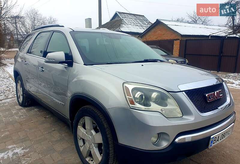 Внедорожник / Кроссовер GMC Acadia 2007 в Знаменке