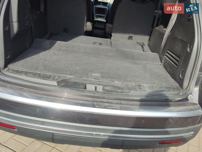Внедорожник / Кроссовер GMC Acadia 2015 в Вапнярке